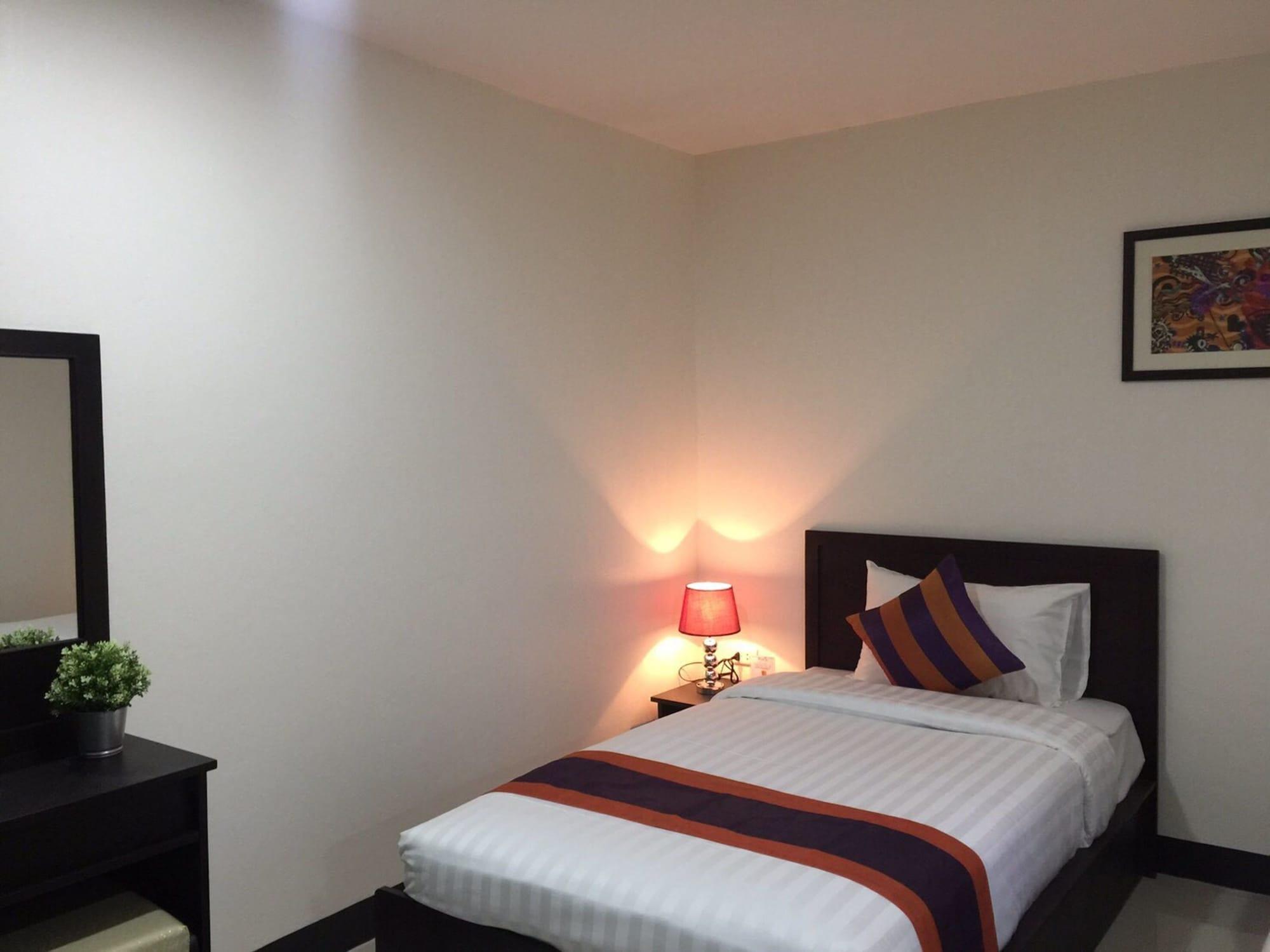 Studio Residence Sukhumvit 71 Bangkok Buitenkant foto
